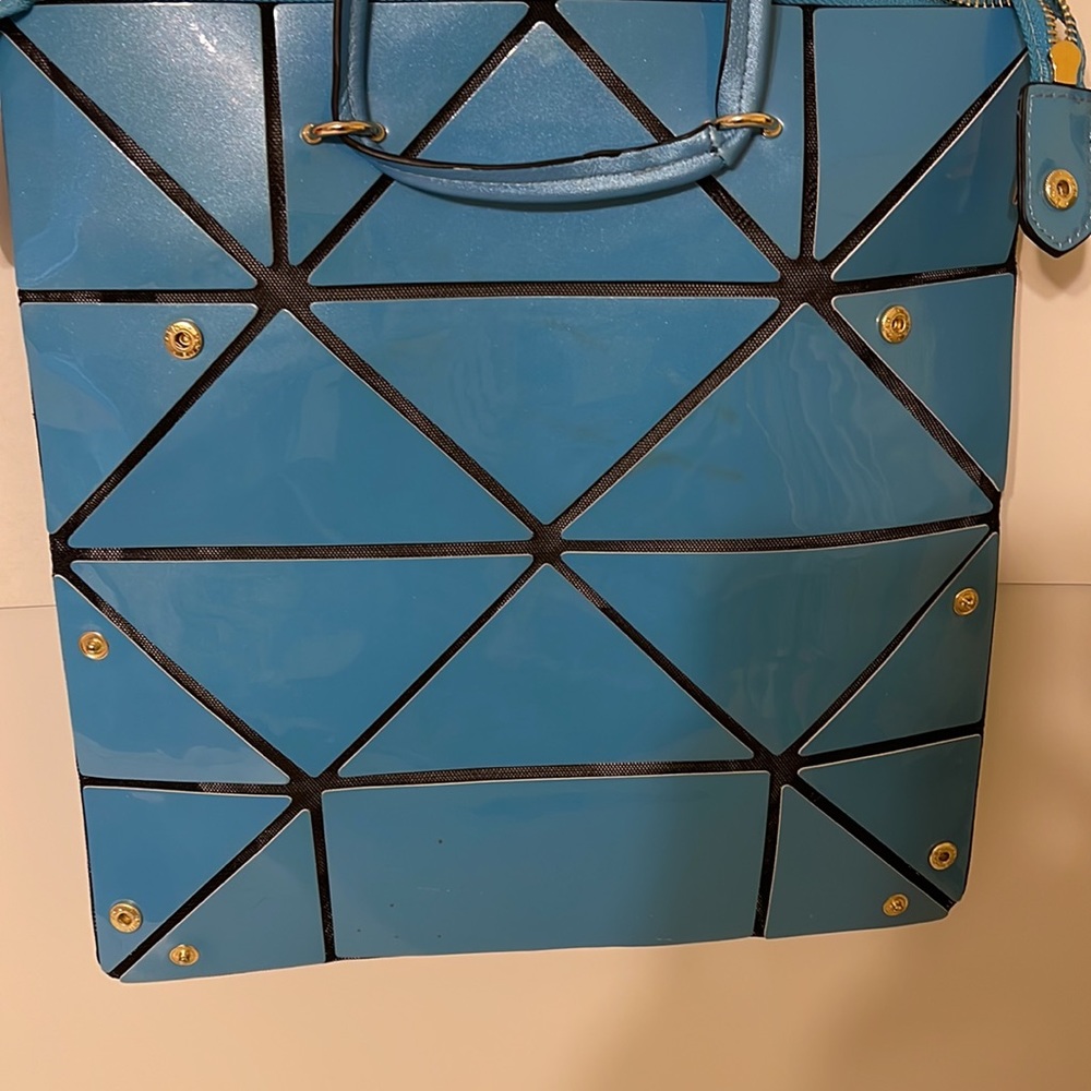 Geometric Design Handbag - Picture 6 of 8